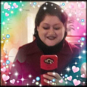 Meet your Posher, Farha